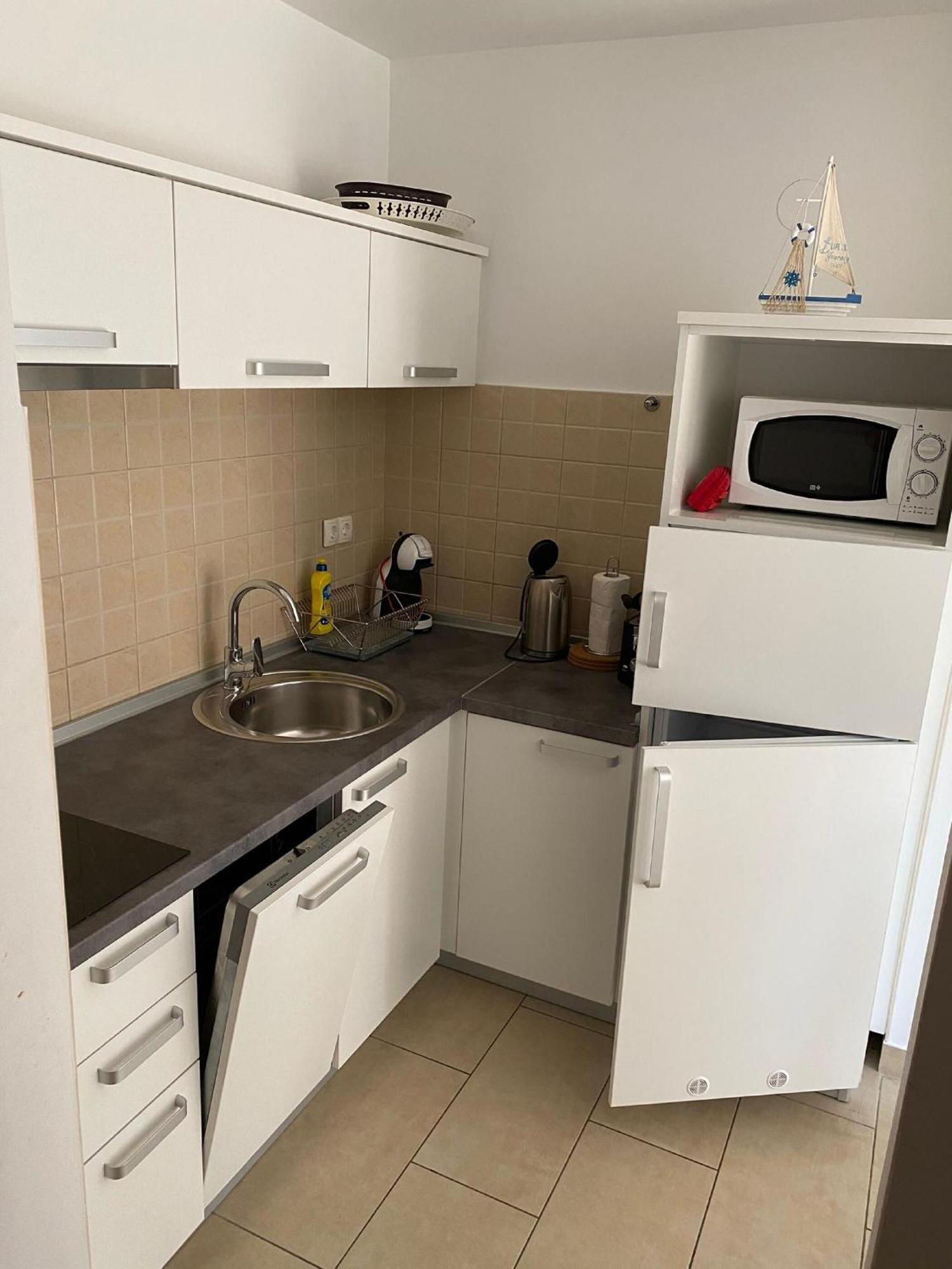 Apartment Adria บีโอกราดนาโมรู ภายนอก รูปภาพ